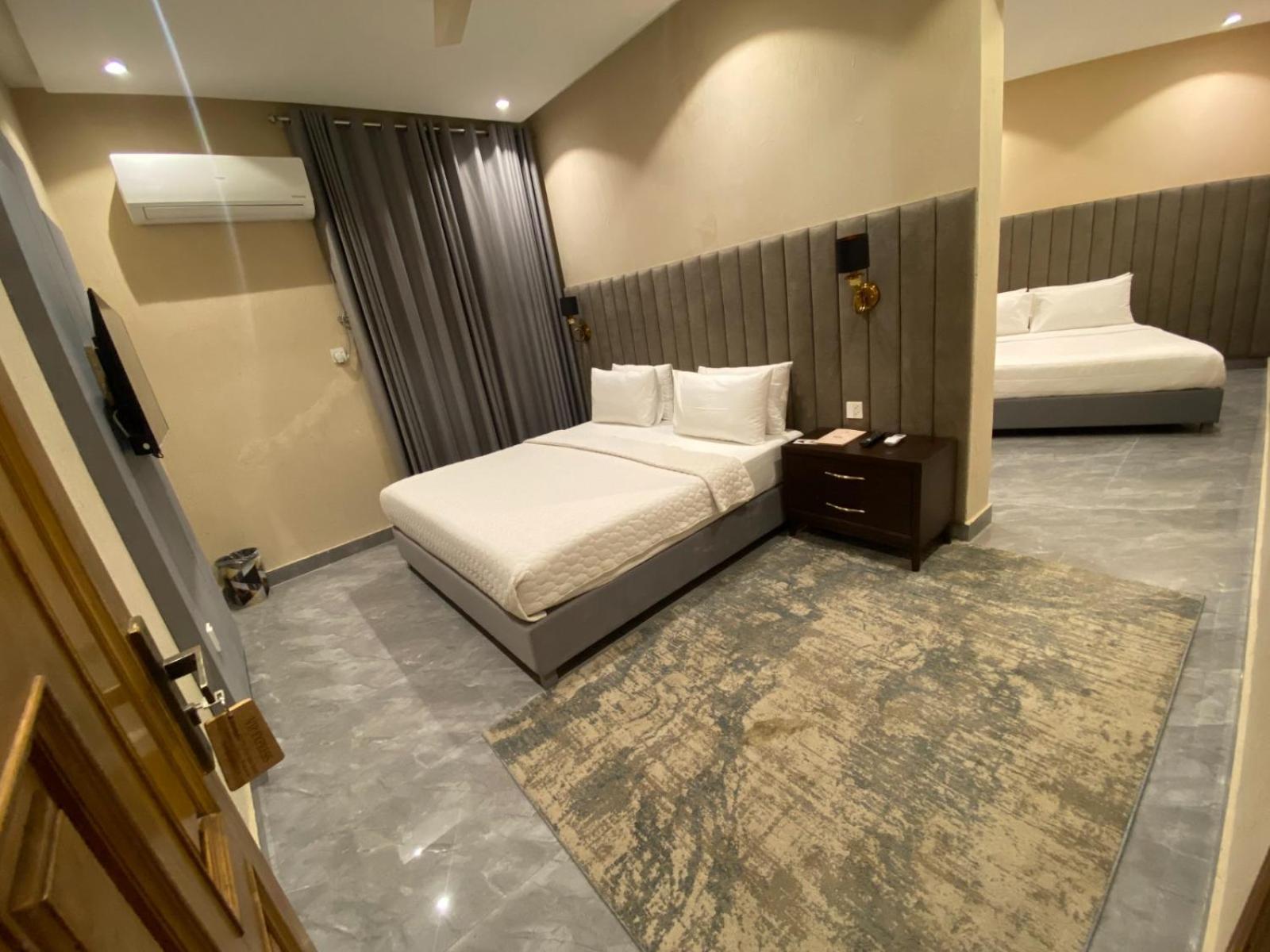白沙瓦 Vip Express酒店 外观 照片